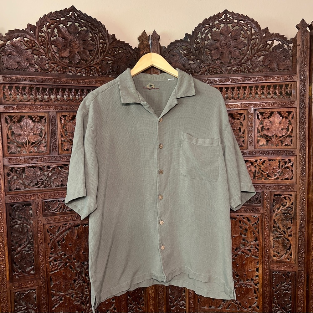 Vintage Tommy Bahama Silk Shirt Mens